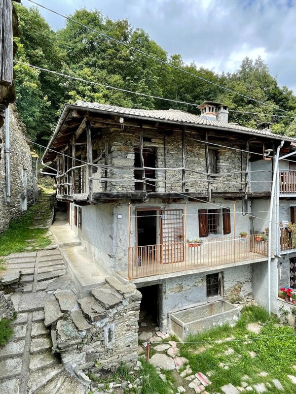 casa indipendente in vendita a Corio