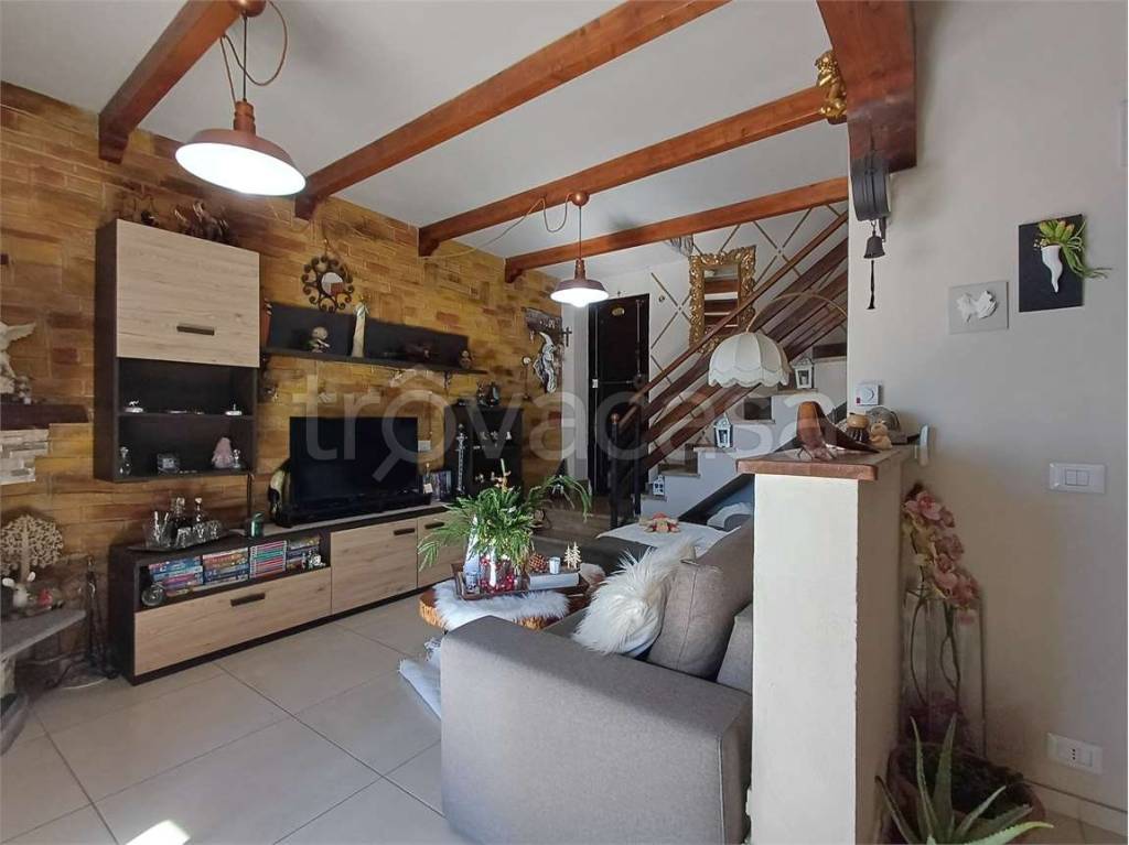 casa indipendente in vendita a Corio