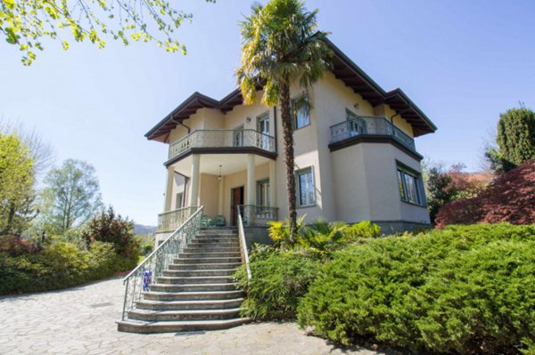 casa indipendente in vendita a Corio in zona San Pietro