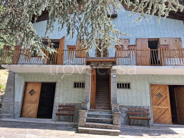 casa indipendente in vendita a Corio in zona Piano Audi