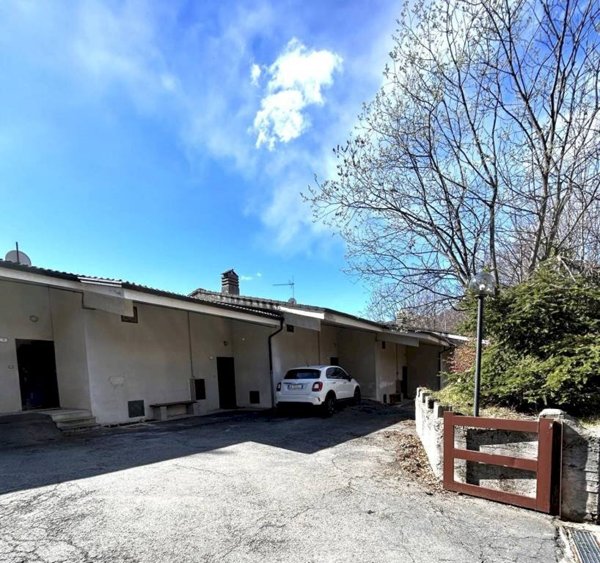 appartamento in vendita a Corio in zona Ritornato
