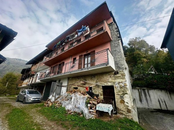casa indipendente in vendita a Corio in zona Colle Secchie
