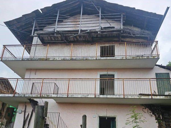 casa indipendente in vendita a Corio in zona Colle Secchie