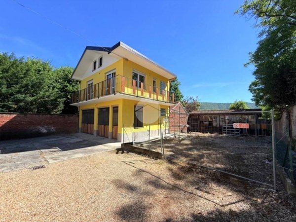 casa indipendente in vendita a Corio in zona Colle Secchie