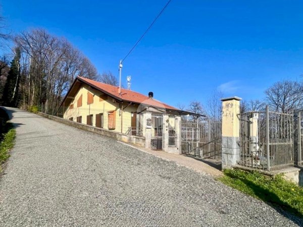 casa indipendente in vendita a Corio in zona Cudine