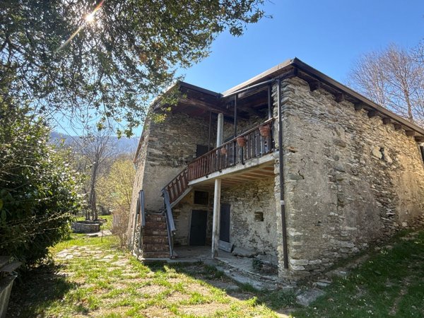 appartamento in vendita a Corio in zona Ritornato