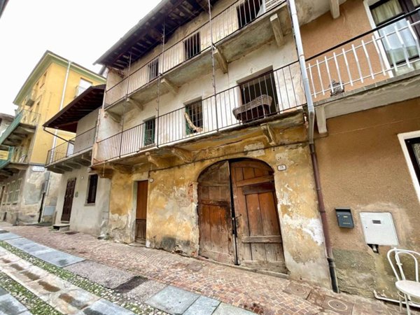 casa indipendente in vendita a Corio in zona Colle Secchie