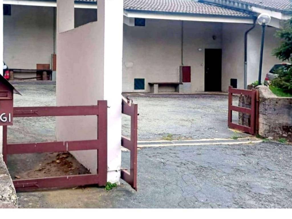 casa indipendente in vendita a Corio in zona Colle Secchie