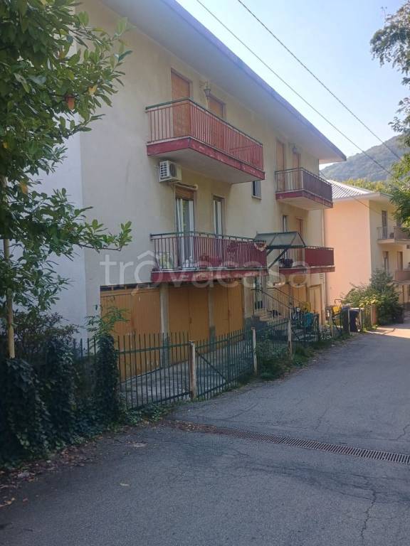 appartamento in vendita a Corio in zona Colle Secchie