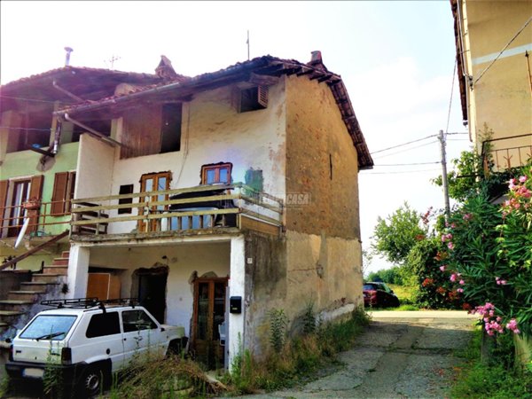 casa indipendente in vendita a Cossano Canavese