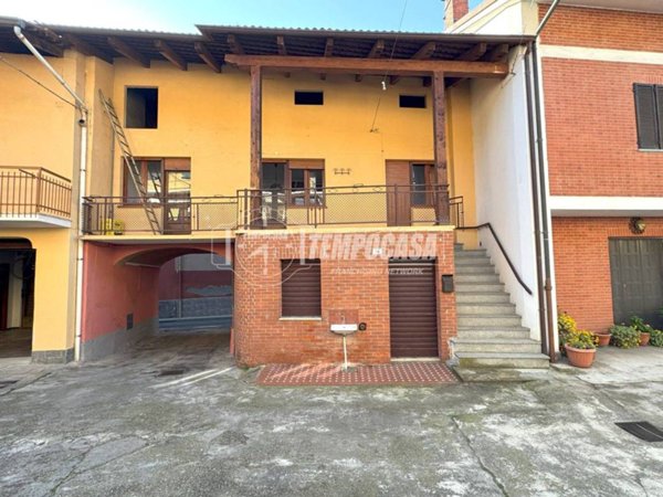 casa indipendente in vendita a Cossano Canavese