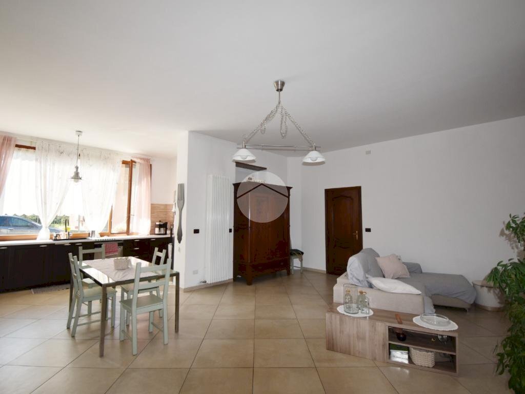 casa semindipendente in vendita a Cossano Canavese