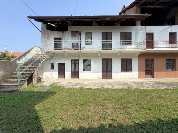 casa indipendente in vendita a Cossano Canavese