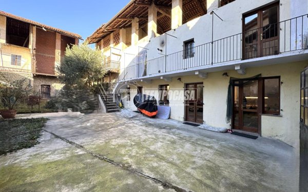 casa indipendente in vendita a Cossano Canavese