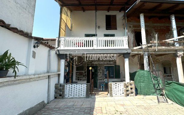 casa indipendente in vendita a Cossano Canavese in zona Casale