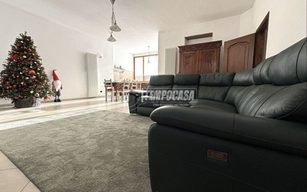 casa indipendente in vendita a Cossano Canavese