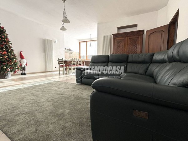 casa indipendente in vendita a Cossano Canavese