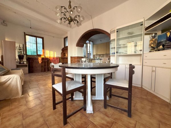 casa indipendente in vendita a Cuceglio