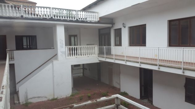 casa indipendente in vendita a Cuceglio