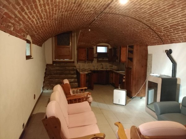casa semindipendente in vendita a Cuceglio