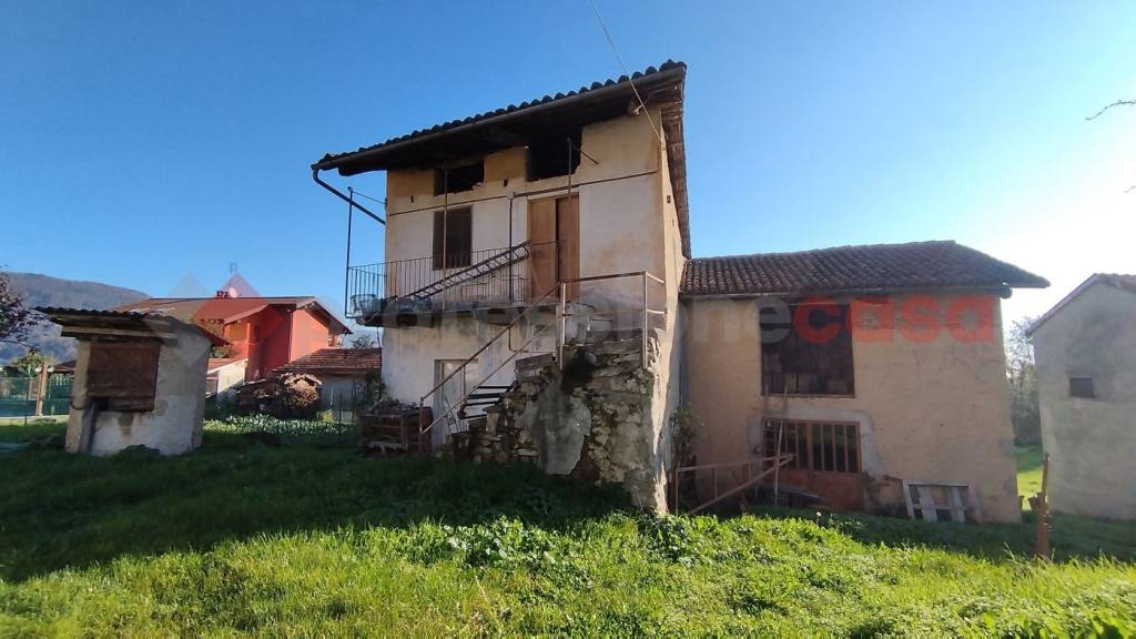 casa indipendente in vendita a Cumiana