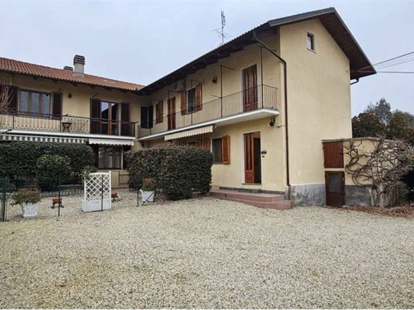casa indipendente in vendita a Cumiana