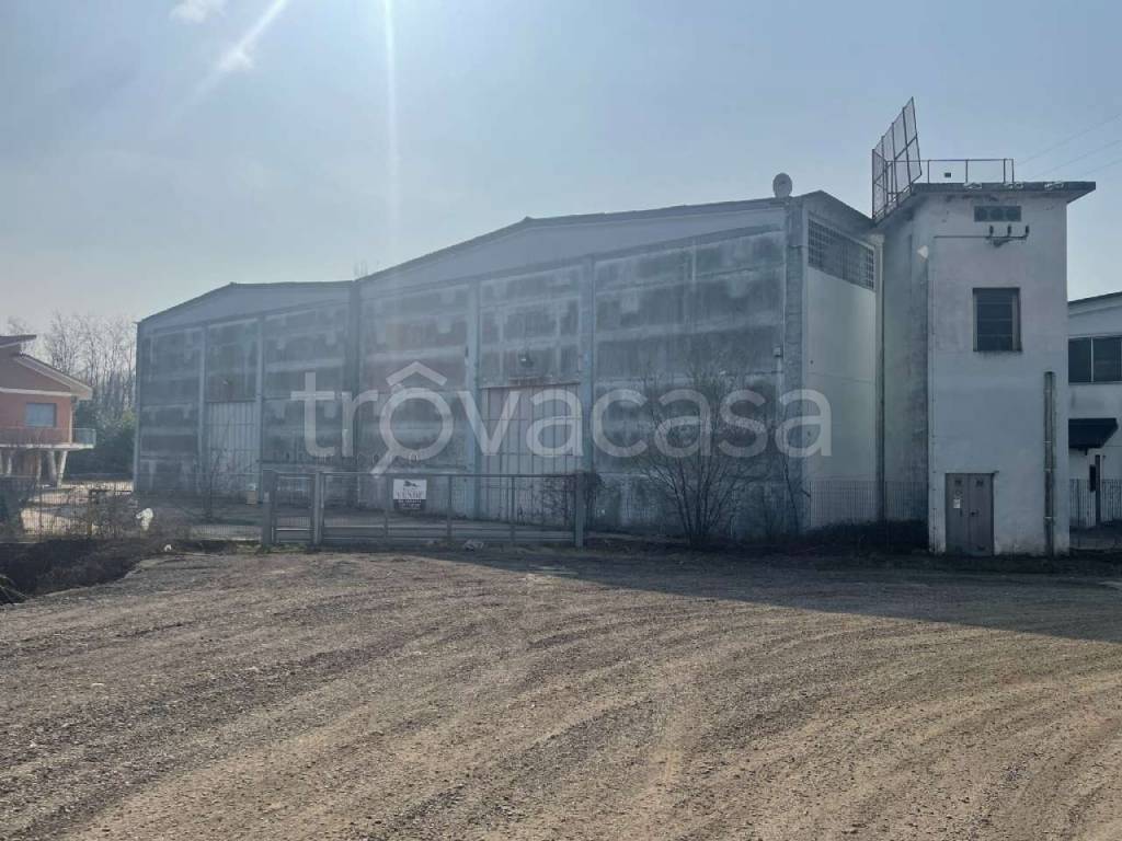 negozio in vendita a Cumiana