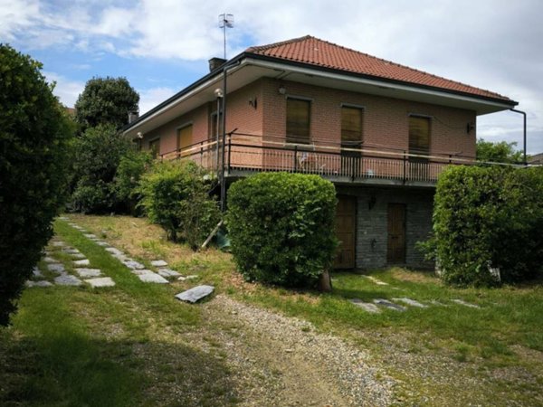 casa indipendente in vendita a Cumiana