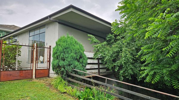 casa indipendente in vendita a Cumiana