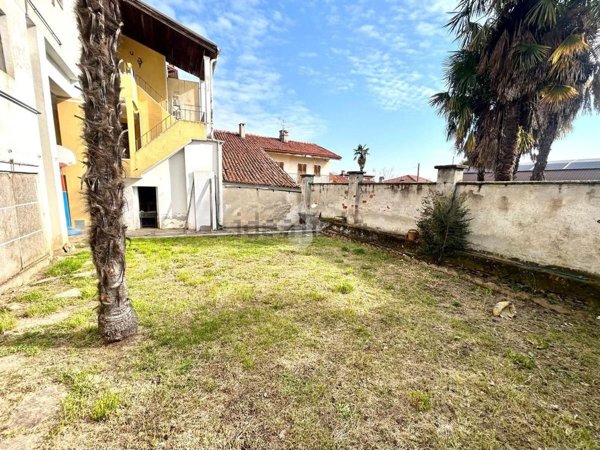 casa indipendente in vendita a Cumiana