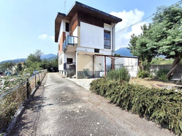 casa indipendente in vendita a Cumiana