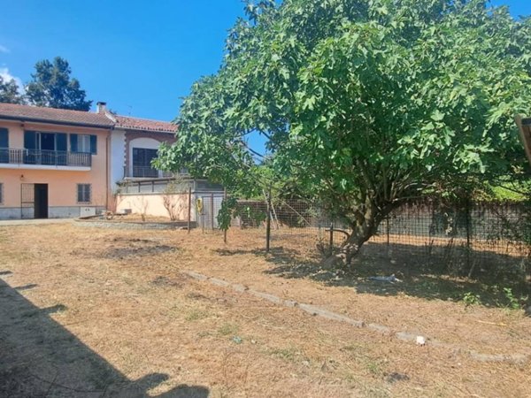casa indipendente in vendita a Cumiana
