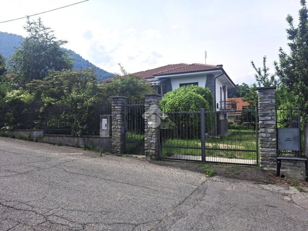 casa indipendente in vendita a Cumiana