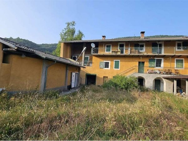 casa indipendente in vendita a Cumiana