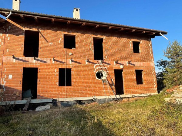 casa indipendente in vendita a Cumiana
