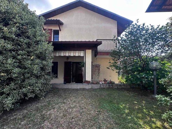 casa indipendente in vendita a Cumiana