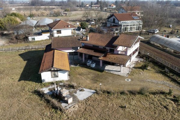 casa indipendente in vendita a Cumiana