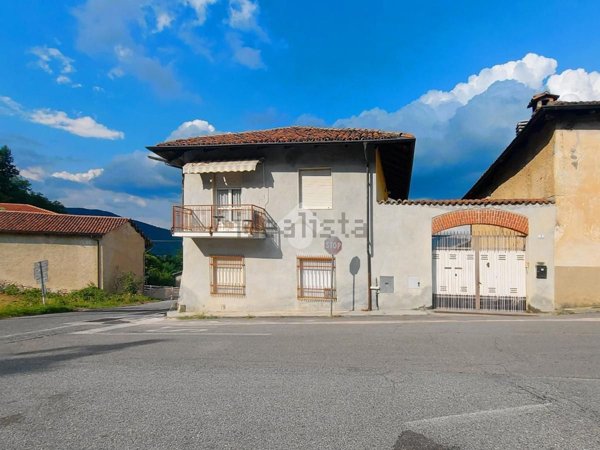 pentavano in vendita a Cumiana