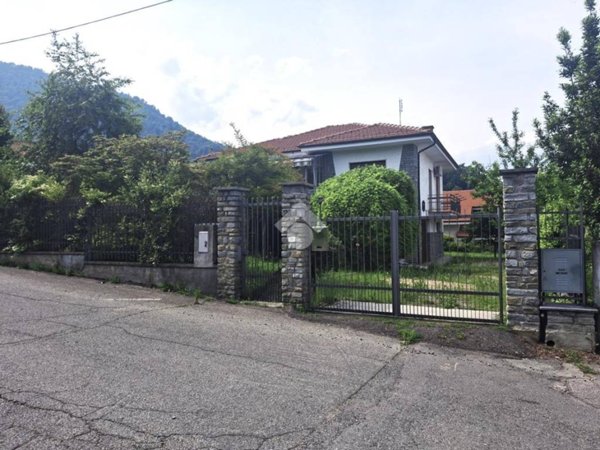 casa indipendente in vendita a Cumiana