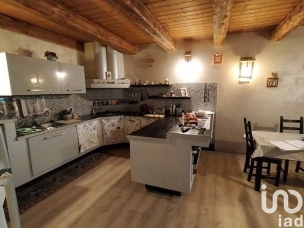 casale in vendita a Cumiana