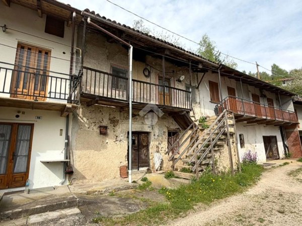 casale in vendita a Cumiana