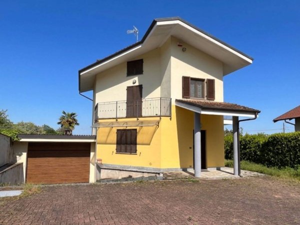 casa indipendente in vendita a Cumiana