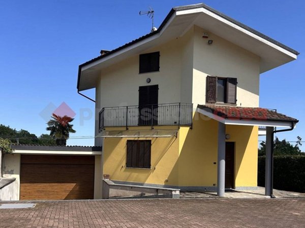 casa indipendente in vendita a Cumiana