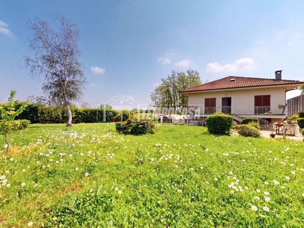 casa indipendente in vendita a Cumiana