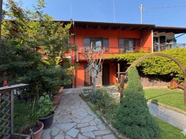 casa indipendente in vendita a Cumiana