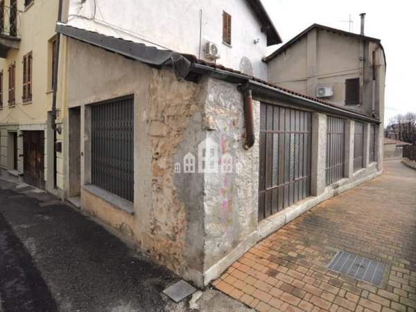 locale commerciale in vendita a Cuorgnè