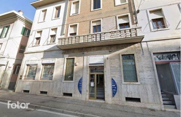 negozio in vendita a Cuorgnè