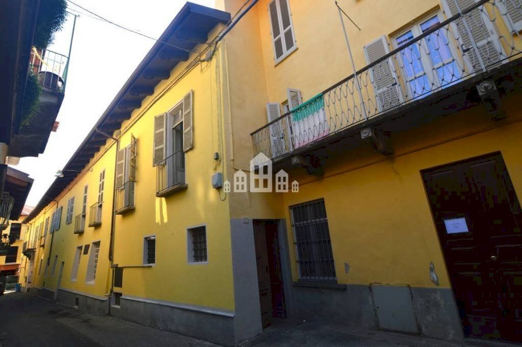 casa semindipendente in vendita a Cuorgnè