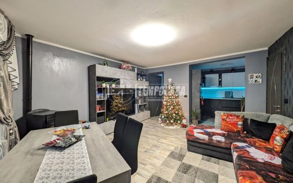 casa indipendente in vendita a Cuorgnè