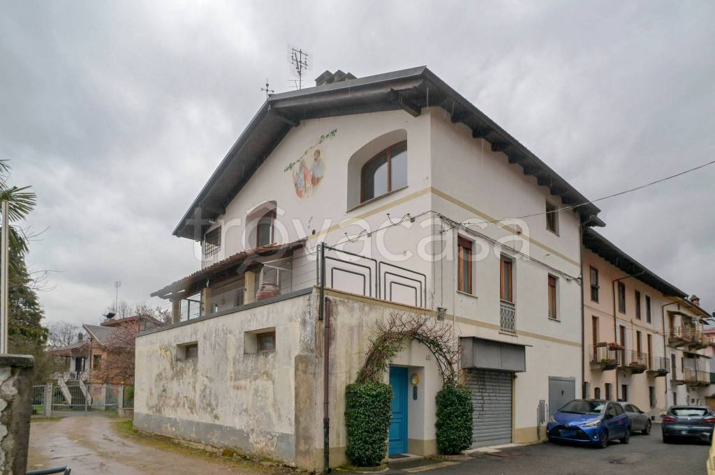 appartamento in vendita a Cuorgnè